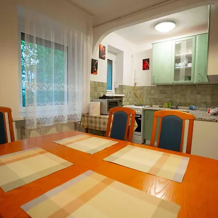 Andante Pihenohaz * Balatonalmadi
