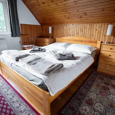 Andante Pihenohaz Holiday home Balatonalmadi